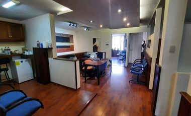 Vendo casa rentera Colegio Militar Eloy Alfaro Orellana