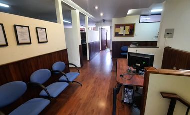 Vendo casa rentera Colegio Militar Eloy Alfaro Orellana