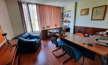 Vendo casa rentera Colegio Militar Eloy Alfaro Orellana