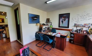 Vendo casa rentera Colegio Militar Eloy Alfaro Orellana