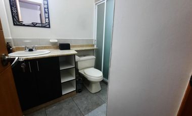Vendo casa rentera Colegio Militar Eloy Alfaro Orellana