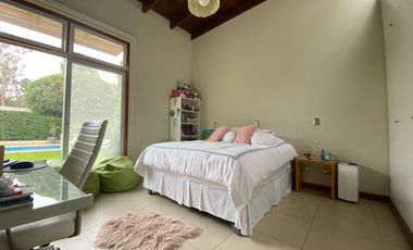 EXCLUSIVA CASA DE CAMPO CON PISCINA Y GRAN ÁREA SOCIAL EN FUNDO PASO CHICO, LURÍN