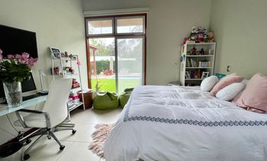 EXCLUSIVA CASA DE CAMPO CON PISCINA Y GRAN ÁREA SOCIAL EN FUNDO PASO CHICO, LURÍN