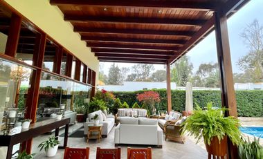 EXCLUSIVA CASA DE CAMPO CON PISCINA Y GRAN ÁREA SOCIAL EN FUNDO PASO CHICO, LURÍN