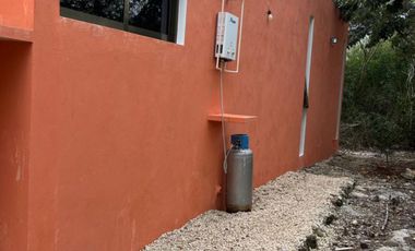 Renta de casa amueblada en Privada Residencial Yaxlum