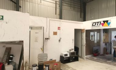 Bodega en Venta en Anáhuac, uso de suelo mixto