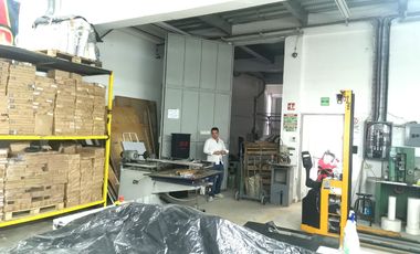 Bodega en Venta en Anáhuac, uso de suelo mixto