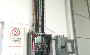 Bodega en Venta en Anáhuac, uso de suelo mixto