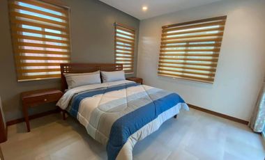 Furnished House for Rent with Pool near Clark