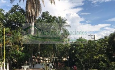 ALQUILAMOS HERMOSA CASA CAMPESTRE CON PISCINA.