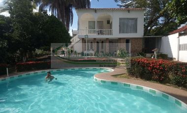 ALQUILAMOS HERMOSA CASA CAMPESTRE CON PISCINA.