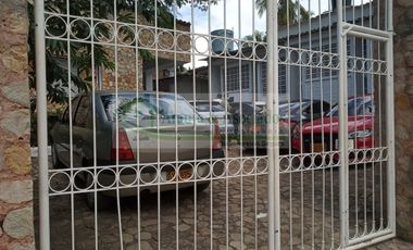 ALQUILAMOS HERMOSA CASA CAMPESTRE CON PISCINA.