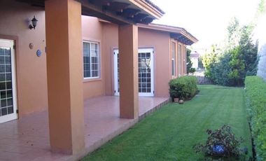 Casa en renta en Los Robles, Lerma