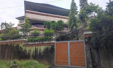 10BR Mansion for Lease at White Plains, QC