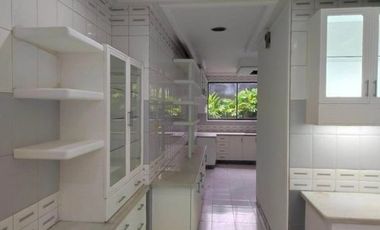 10BR Mansion for Lease at White Plains, QC