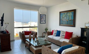 Exclusivo Departamento Dúplex en Condominio con Vista Al Mar y Piscina Privada