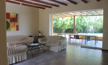 LINDA CASA DE CAMPO CON GRAN PISCINA  EN CONDOMINIO LA TOSCANA, CAÑETE
