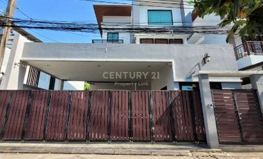 3-storey detached house for sale (behind the corner) near the University of the Thai Chamber of Commerce through Vibhavadi/50-HH-66052