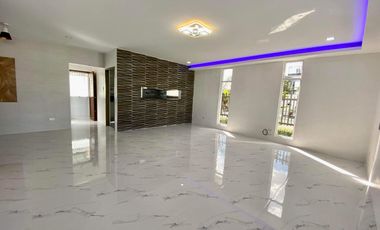 3 Bedroom Semi Furnished Townhouse for RENT in Angeles City Near SM Clark