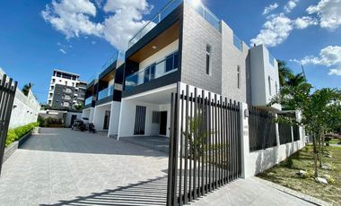 3 Bedroom Semi Furnished Townhouse for RENT in Angeles City Near SM Clark