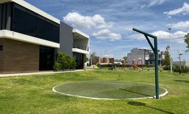 CASA EN VENTA EN VALLE IMPERIAL