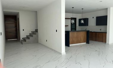 CASA EN VENTA EN VALLE IMPERIAL