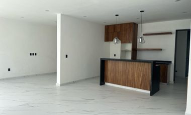 CASA EN VENTA EN VALLE IMPERIAL