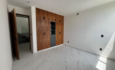 CASA EN VENTA EN VALLE IMPERIAL