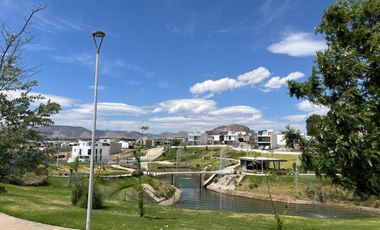 CASA EN VENTA EN VALLE IMPERIAL