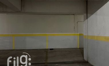 VENDO ESTACIONAMIENTO FRENTE AL PARQUE ARAUCO