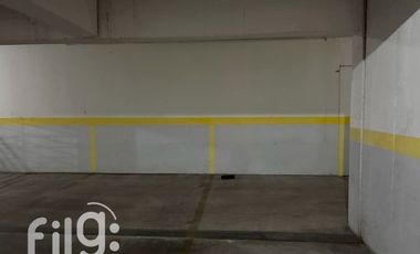 VENDO ESTACIONAMIENTO FRENTE AL PARQUE ARAUCO