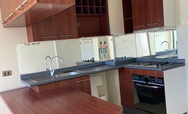 Hermoso depto 2D 1B con estacionamiento.    Metro Vicente Valdes La Florida