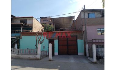 Se Vende Casa De 2 Pisos En Villa Maria Del Triunfo Tablada De Lurin