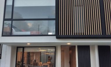 HERMOSAS CASAS EN VENTA EN URBANIZACION EXCLUSIVA EN AMBATO