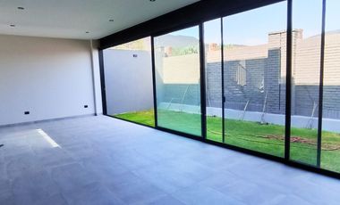 ALTOZANO, VENTA DE RESIDENCIA DE AUTOR, EN LA MEJOR UBICACIÓN DE QUERÁTARO, CONÓCELA.