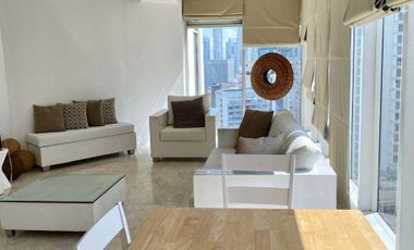 Three bedroom condo unit for Sale in Salcedo Park Condominium