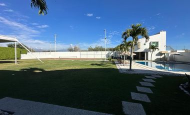 CASA EN VENTA EN FRACCIONAMIENTO LOMAS DE COCOYOC MORELOS