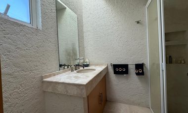 CASA EN VENTA EN FRACCIONAMIENTO LOMAS DE COCOYOC MORELOS