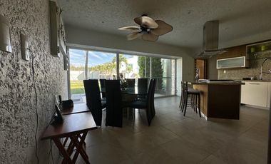 CASA EN VENTA EN FRACCIONAMIENTO LOMAS DE COCOYOC MORELOS