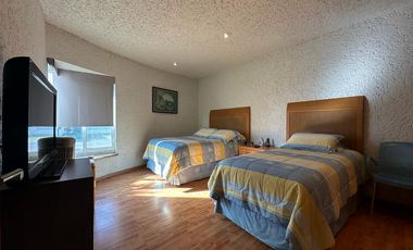 CASA EN VENTA EN FRACCIONAMIENTO LOMAS DE COCOYOC MORELOS