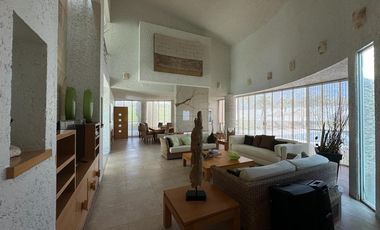 CASA EN VENTA EN FRACCIONAMIENTO LOMAS DE COCOYOC MORELOS