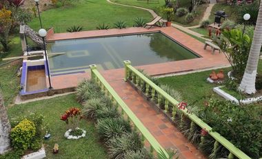 VENDO PRECIOSA FINCA DE TRABAJO ENTRE YOLOMBÓ Y YALÍ ANTIOQUIA.