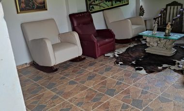 VENDO PRECIOSA FINCA DE TRABAJO ENTRE YOLOMBÓ Y YALÍ ANTIOQUIA.