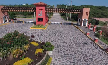 TERRENO EN FRACCIONAMIENTO CAMPESTRE VILLA DORADA MORELOS