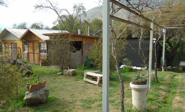 SE VENDE PARCELA CON CASA EN CONDOMINIO EN MIRAFLORES