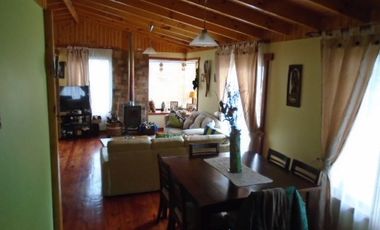 SE VENDE PARCELA CON CASA EN CONDOMINIO EN MIRAFLORES