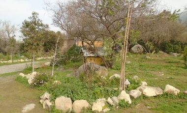 SE VENDE PARCELA CON CASA EN CONDOMINIO EN MIRAFLORES