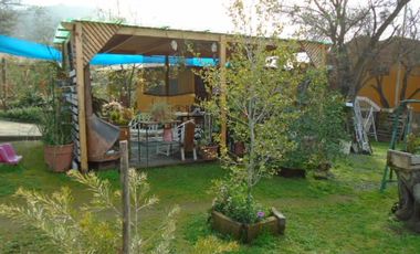 SE VENDE PARCELA CON CASA EN CONDOMINIO EN MIRAFLORES