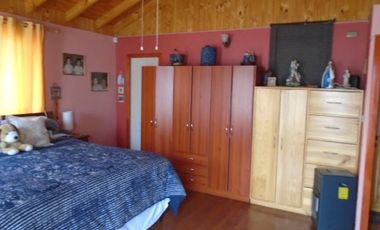 SE VENDE PARCELA CON CASA EN CONDOMINIO EN MIRAFLORES