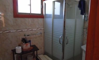 SE VENDE PARCELA CON CASA EN CONDOMINIO EN MIRAFLORES